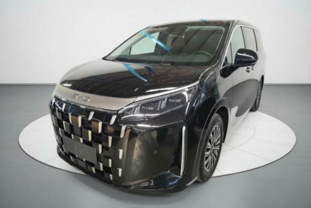 BYD M9 2025 — пробег 3 500 км, объявление Guazi vpqjjx2l4n