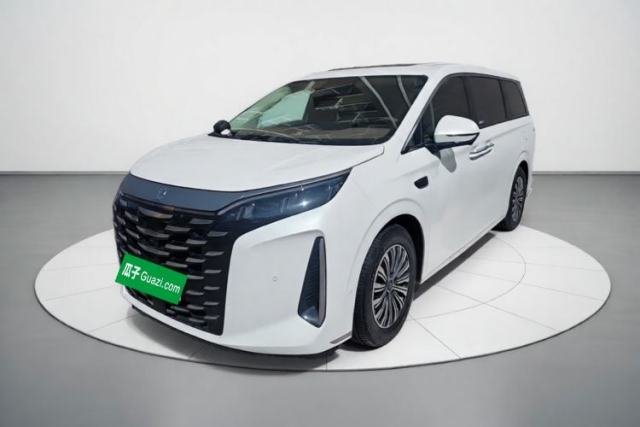 BYD Xia 2025 — пробег 26 300 км, объявление Guazi kd63vfmfm3