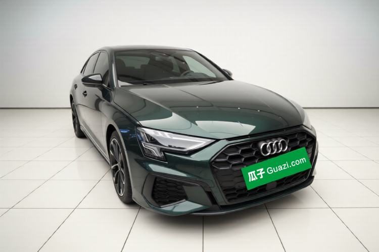 Audi A3 2022 — вид спереди справа, 48 000 км, Guazi tb27tqb4s8, фото 2