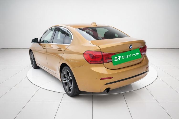 BMW 1 Series 2017 — вид сзади слева, 101 700 км, Guazi w54uzd74h8, фото 4