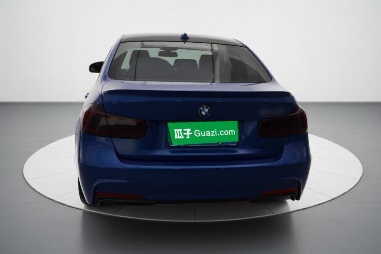 BMW 3 Series 2017 — вид сзади, 129 300 км, Guazi eanqbzeetd, фото 3