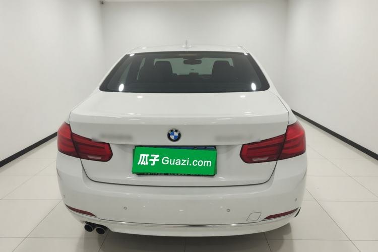 BMW 3 Series 2017 — вид сзади, 119 700 км, Guazi znnr8ufgah, фото 4
