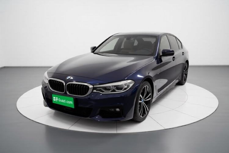 BMW 5 Series 2019 — вид спереди слева, 100 800 км, Guazi nr6dunbq7x, фото 2