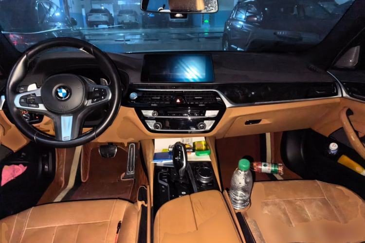BMW 5 Series 2019 — салон, центральная консоль, 100 800 км, Guazi nr6dunbq7x, фото 4