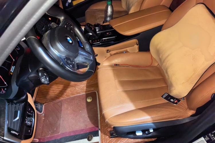 BMW 5 Series 2019 — салон, сиденья, 100 800 км, Guazi nr6dunbq7x, фото 7