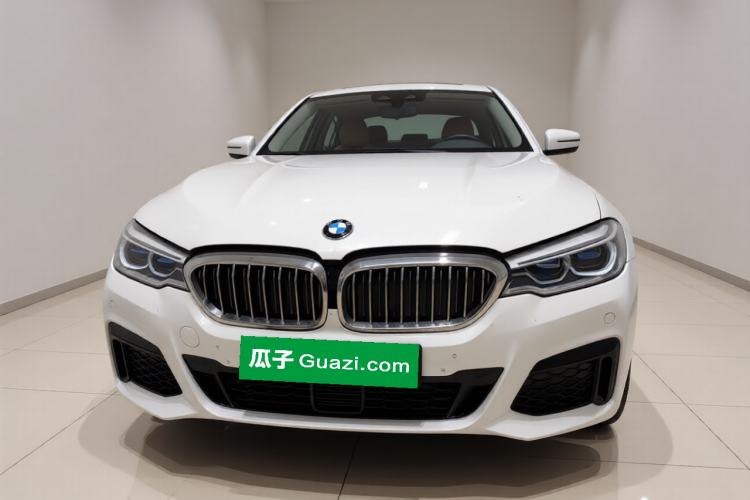 BMW 5 Series New Energy 2020 — вид спереди, 89 300 км, Guazi zmna67fbdt, фото 2