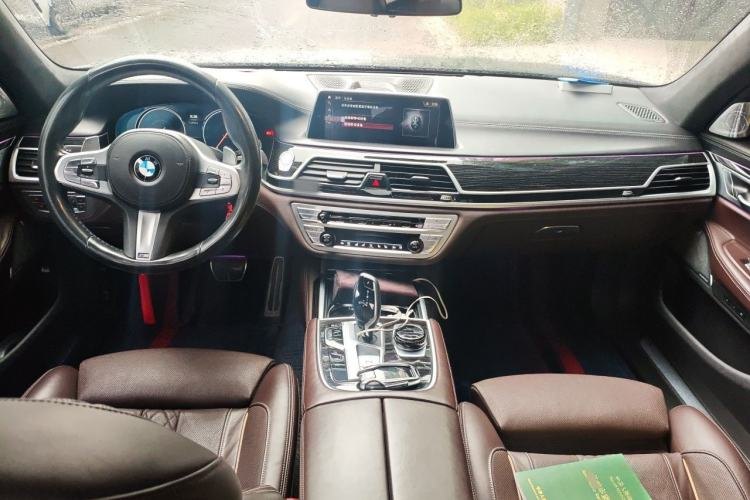 BMW 7 Series 2018 — салон, центральная консоль, 108 000 км, Guazi hnlhwgxcam, фото 6