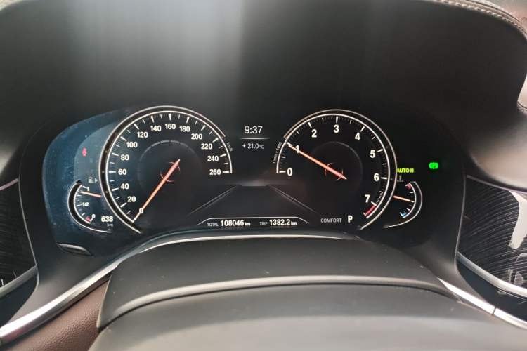 BMW 7 Series 2018 — салон, приборная панель, 108 000 км, Guazi hnlhwgxcam, фото 8