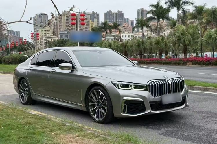 BMW 7 Series 2019 — вид спереди справа, 116 500 км, Guazi uxrr32x3w3, фото 2