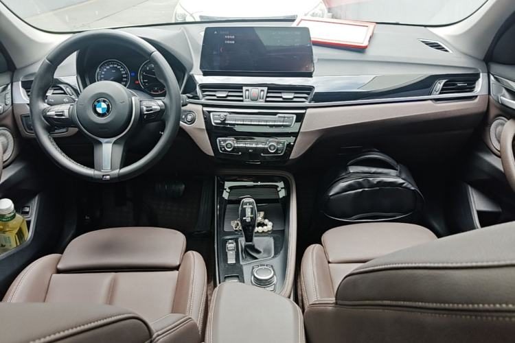 BMW X1 2022 — салон, центральная консоль, 111 500 км, Guazi juaynwj7as, фото 5