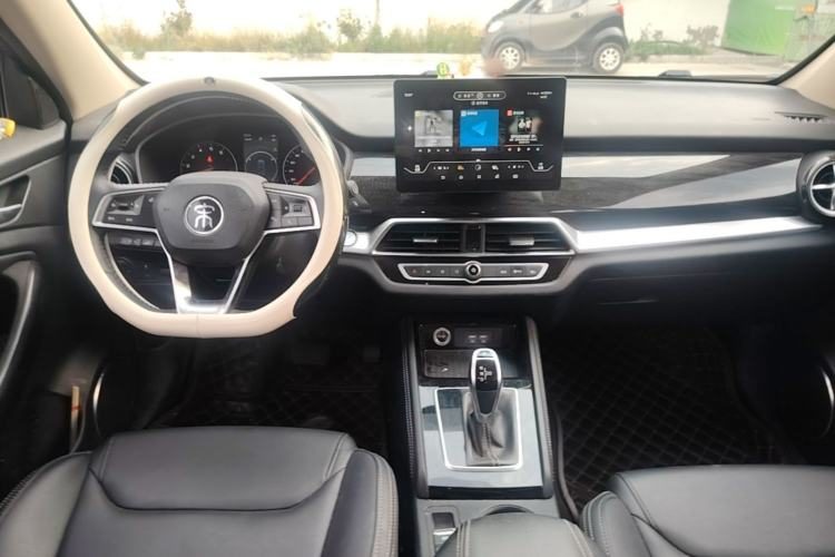 BYD Song 2021 — салон, центральная консоль, 109 600 км, Guazi nyfbtgpjad, фото 4