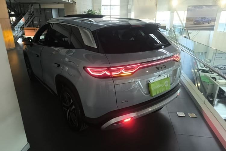 BYD Song L DM-i 2024 — вид сзади слева, 12 300 км, Guazi 6zwlpqelf9, фото 3