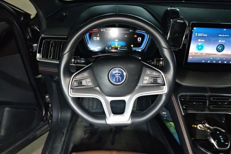 BYD Song PLUS 2020 — салон, рулевое колесо, 77 800 км, Guazi aczuq2sss6, фото 2