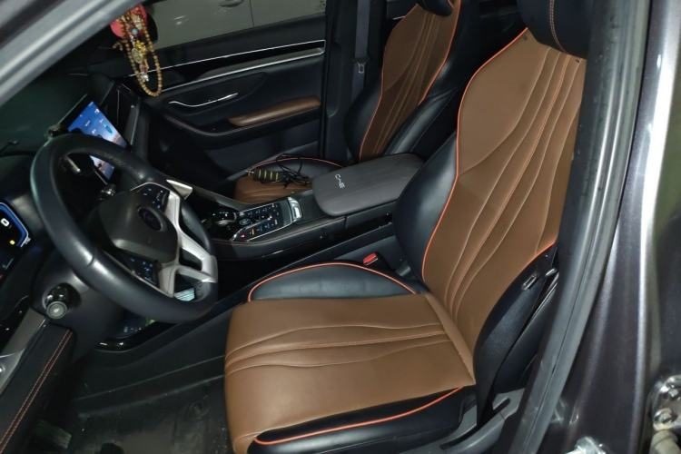 BYD Song PLUS 2020 — салон, сиденья, 77 800 км, Guazi aczuq2sss6, фото 3