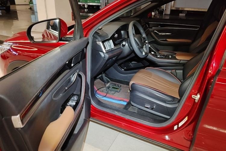 BYD Song PLUS 2020 — салон, сиденья, 60 000 км, Guazi dy7bd78pn4, фото 8