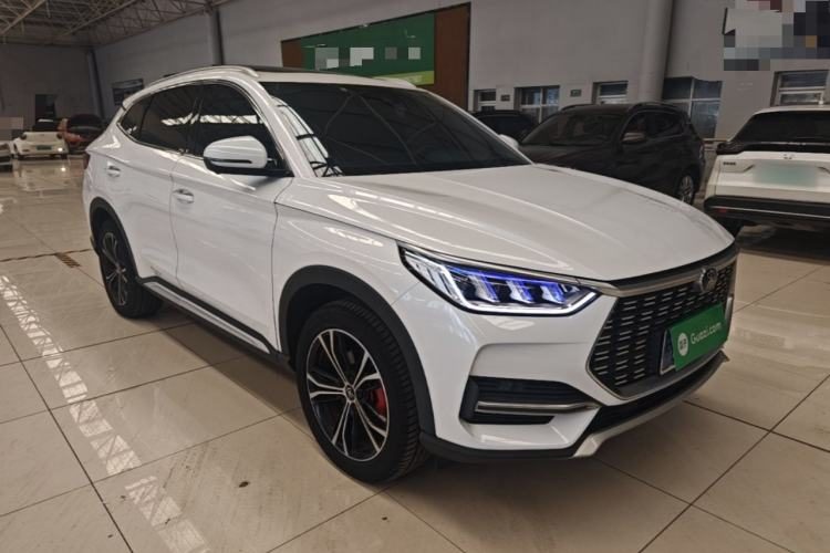 BYD Song PLUS 2020 — вид спереди справа, 24 700 км, Guazi gsdl4nhh7r, фото 2