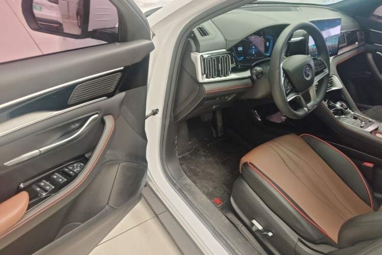 BYD Song PLUS 2020 — салон, сиденья, 24 700 км, Guazi gsdl4nhh7r, фото 7