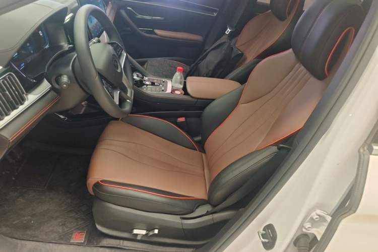 BYD Song PLUS 2020 — салон, сиденья, 24 700 км, Guazi gsdl4nhh7r, фото 8