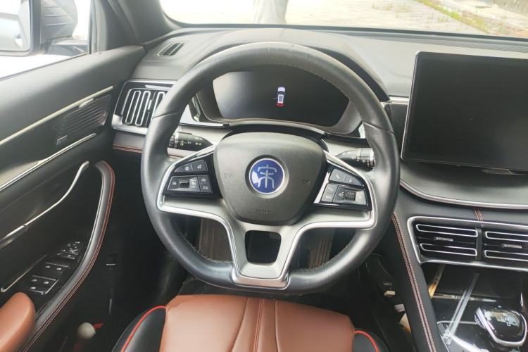 BYD Song PLUS 2020 — салон, рулевое колесо, 62 100 км, Guazi jdemsazsfw, фото 6