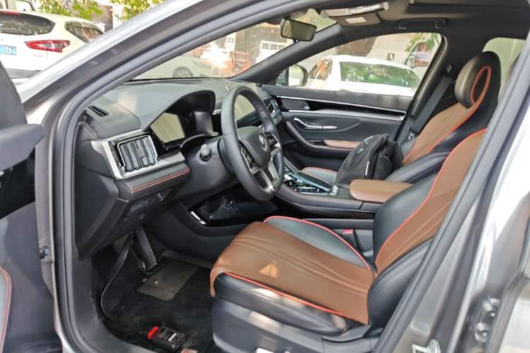 BYD Song PLUS 2020 — салон, сиденья, 48 200 км, Guazi ug7wdkzyh2, фото 7