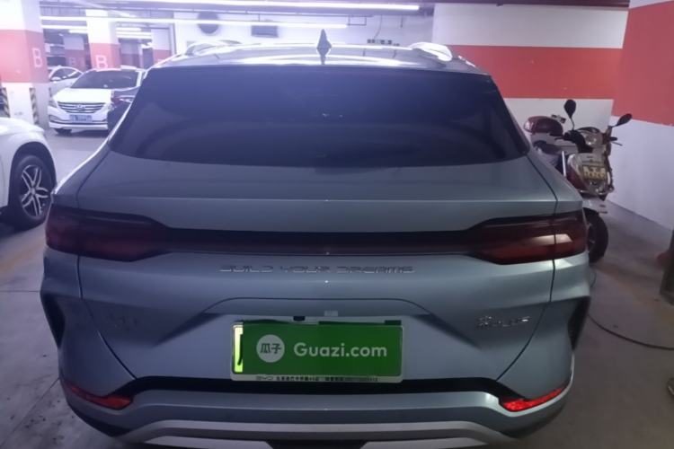 BYD Song PLUS New Energy 2023 — вид сзади, 35 100 км, Guazi zd8rqg2xq7, фото 4