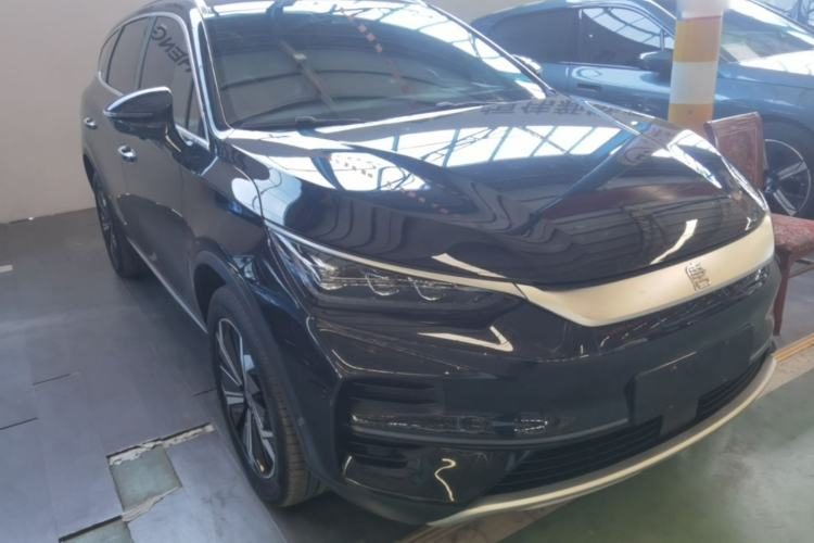 BYD Tang New Energy 2022 — вид спереди справа, 70 700 км, Guazi 4e5qxf2f7x, фото 2