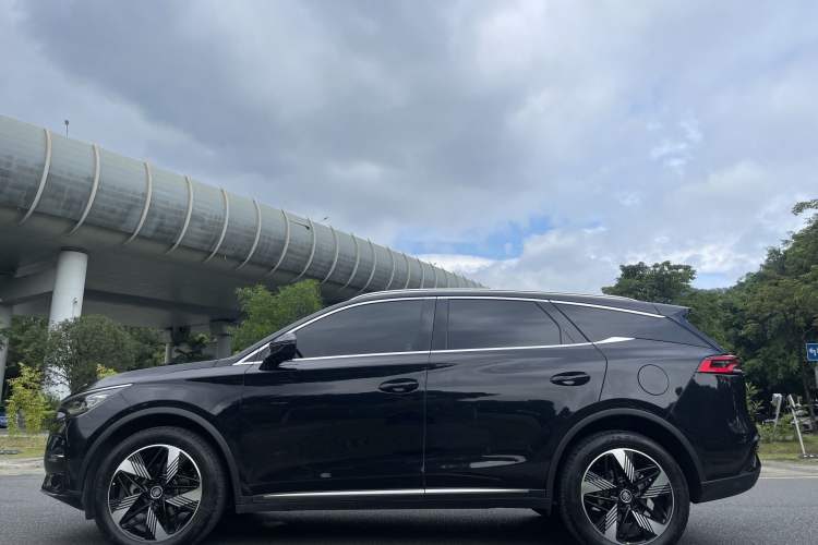 BYD Tang New Energy 2023 — кузов, дополнительный ракурс, 37 900 км, Guazi jwr79zc27y, фото 7