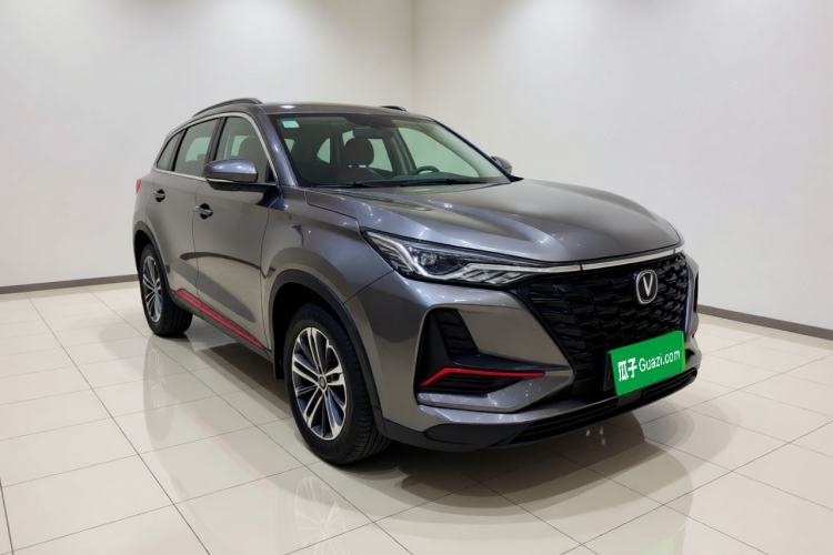Changan CS75 PLUS 2022 — вид спереди справа, 45 599 км, Guazi nmdzvldhhn, фото 3
