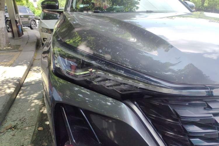 Changan CS75 PLUS 2022 — передняя фара, 45 599 км, Guazi nmdzvldhhn, фото 7