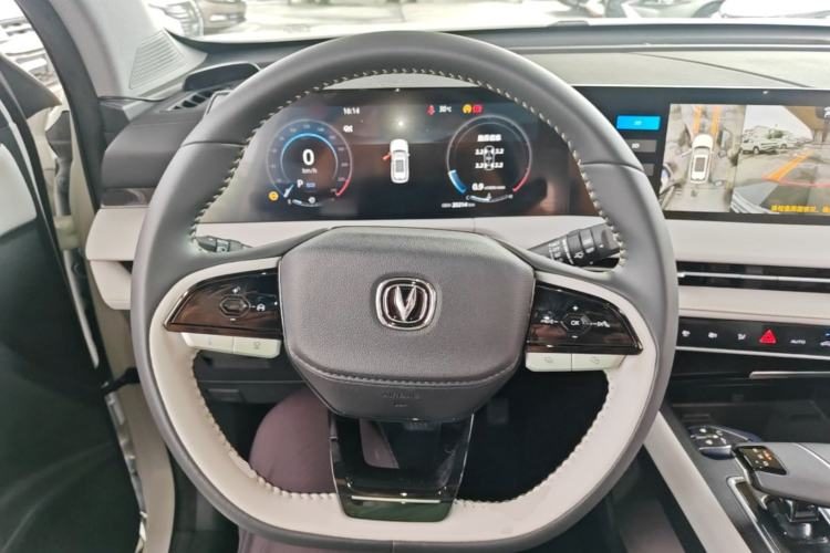 Changan CS75 PLUS 2023 — салон, рулевое колесо, 20 200 км, Guazi 5rpd4dcwzc, фото 6
