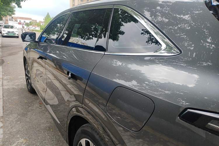 Changan CS75 PLUS 2025 — вид сзади слева, 36 600 км, Guazi y3qa8pgjn4, фото 3