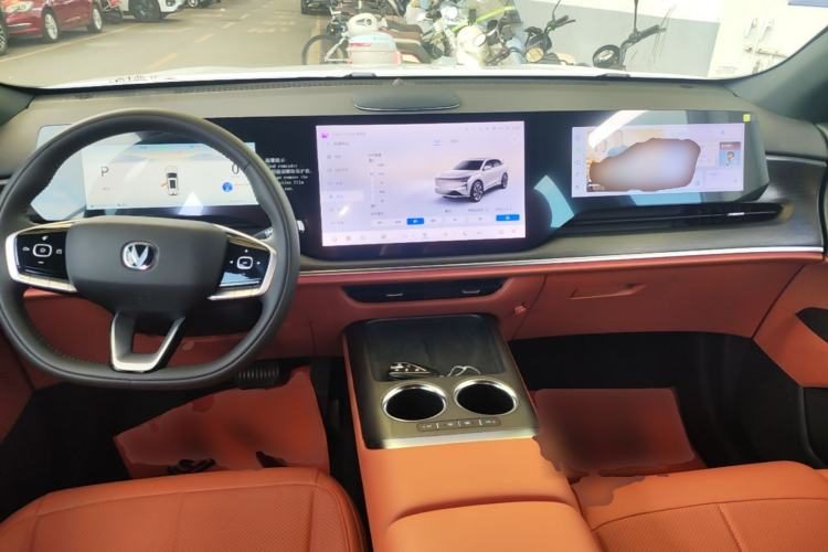Changan CS75 PLUS 2026 — салон, центральная консоль, 3 700 км, Guazi 5pcbgc5swg, фото 5