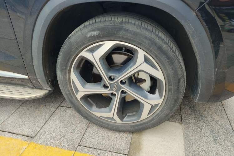 Geely Auto Monjaro L 2021 — колесо и диск, 47 699 км, Guazi t33czfuxqu, фото 8