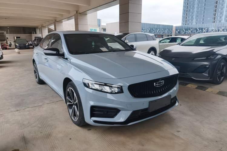 Geely Auto Preface 2021 — вид спереди справа, 38 900 км, Guazi 3wqp8y8sne, фото 2