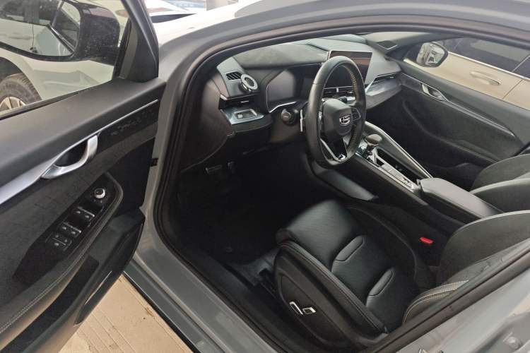 Geely Auto Preface 2021 — салон, сиденья, 49 100 км, Guazi 7yuf2wbsqq, фото 6