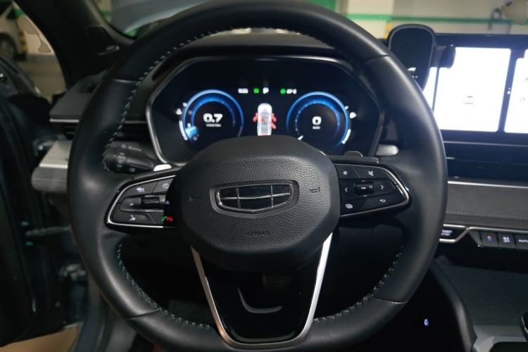 Geely Auto Preface 2023 — салон, рулевое колесо, 31 100 км, Guazi ln9u93fm83, фото 6