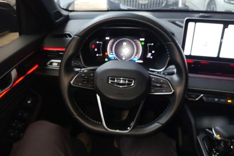 Geely Auto Preface 2023 — салон, рулевое колесо, 34 500 км, Guazi qa7sxwsjte, фото 6