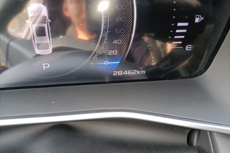 Geely Auto Preface 2023 — показания одометра, 28 500 км, Guazi xdjxstxl9d, фото 5
