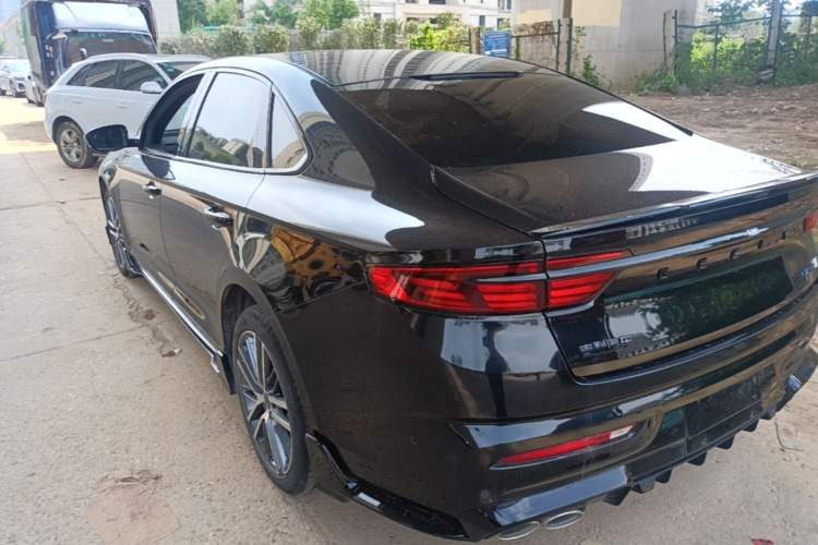 Geely Auto Preface 2024 — вид сзади слева, 20 400 км, Guazi 3n2jdvjtlg, фото 3