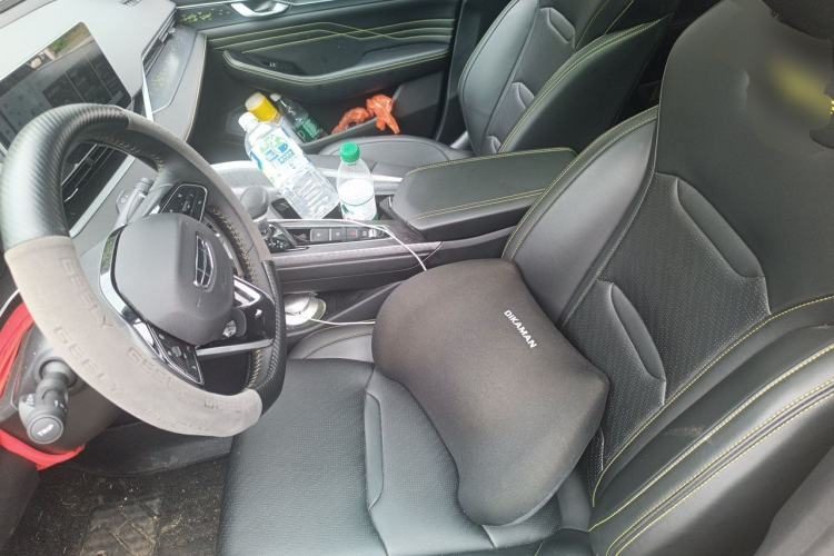 Geely Auto Preface 2024 — салон, сиденья, 37 700 км, Guazi pqyvnq9qvu, фото 8