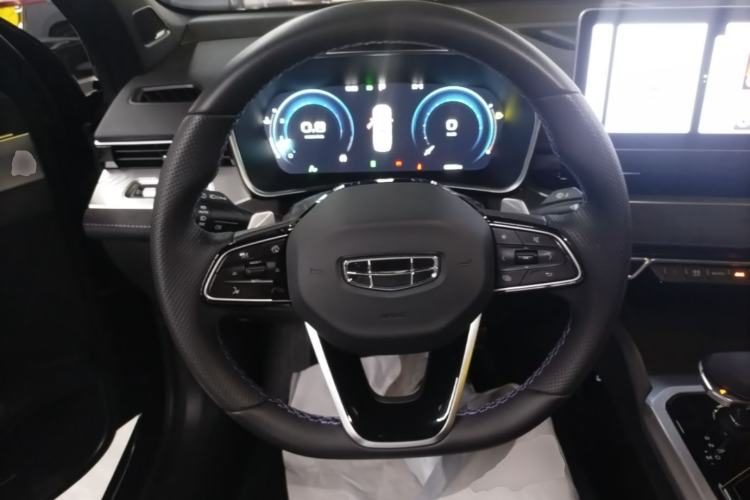 Geely Auto Preface 2024 — салон, рулевое колесо, 16 200 км, Guazi uwd3xx29qs, фото 6