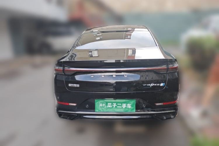 Geely Auto Preface 2024 — вид сзади, 75 900 км, Guazi yxbrrayrn2, фото 4