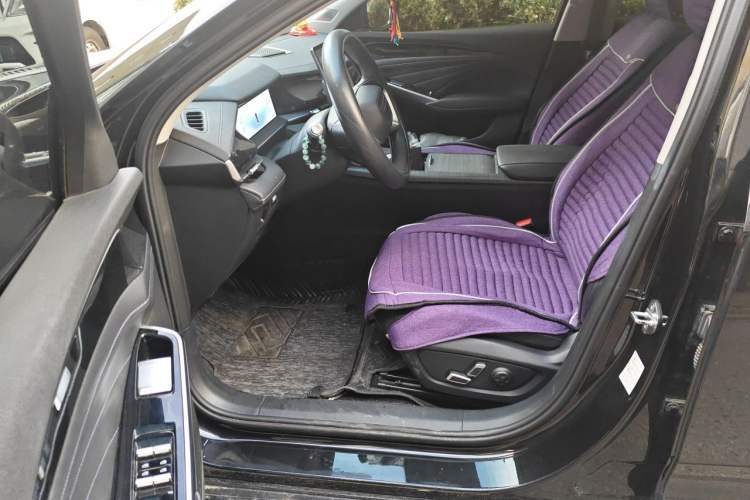 Geely Auto Preface 2024 — салон, сиденья, 75 900 км, Guazi yxbrrayrn2, фото 8