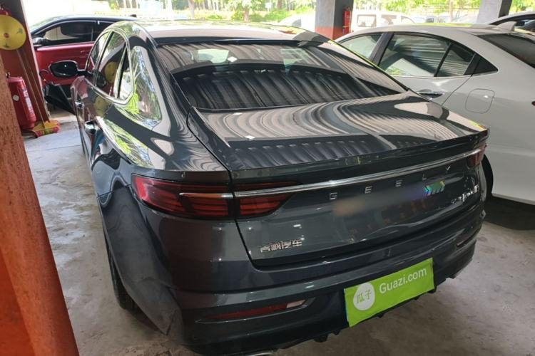 Geely Auto Preface 2025 — вид сзади слева, 10 600 км, Guazi e4waw589fm, фото 3