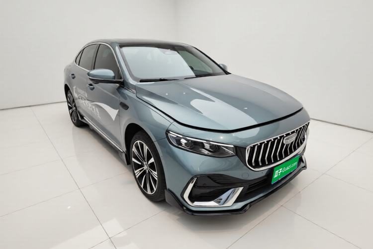Geely Auto Preface 2026 — вид спереди справа, 2 400 км, Guazi l49kdntg3j, фото 2