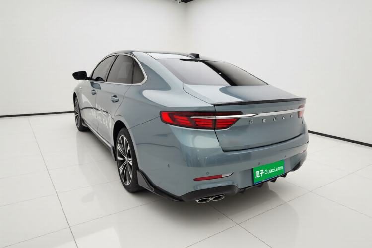 Geely Auto Preface 2026 — вид сзади слева, 2 400 км, Guazi l49kdntg3j, фото 3