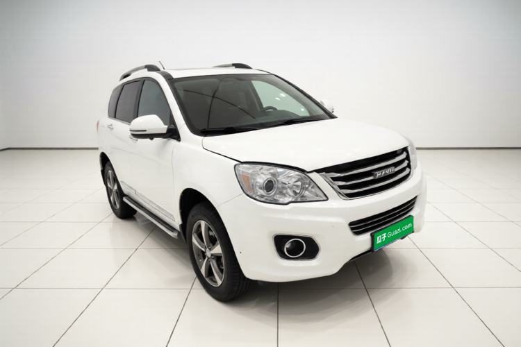 Haval H6 2016 — вид спереди справа, 41 400 км, Guazi ykhaa9xuqz, фото 2