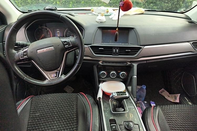 Haval H6 2018 — салон, центральная консоль, 194 300 км, Guazi 682aa8buab, фото 5