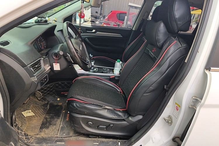Haval H6 2018 — салон, сиденья, 194 300 км, Guazi 682aa8buab, фото 8