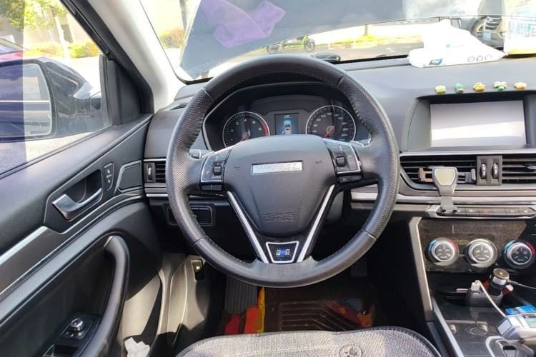 Haval H6 2018 — салон, рулевое колесо, 331 200 км, Guazi vsrbj2a7l2, фото 6